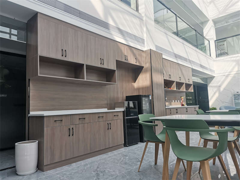 <a href=http://m.4ap.com.cn/bgs/ target=_blank class=infotextkey>合肥辦公樓裝修</a>